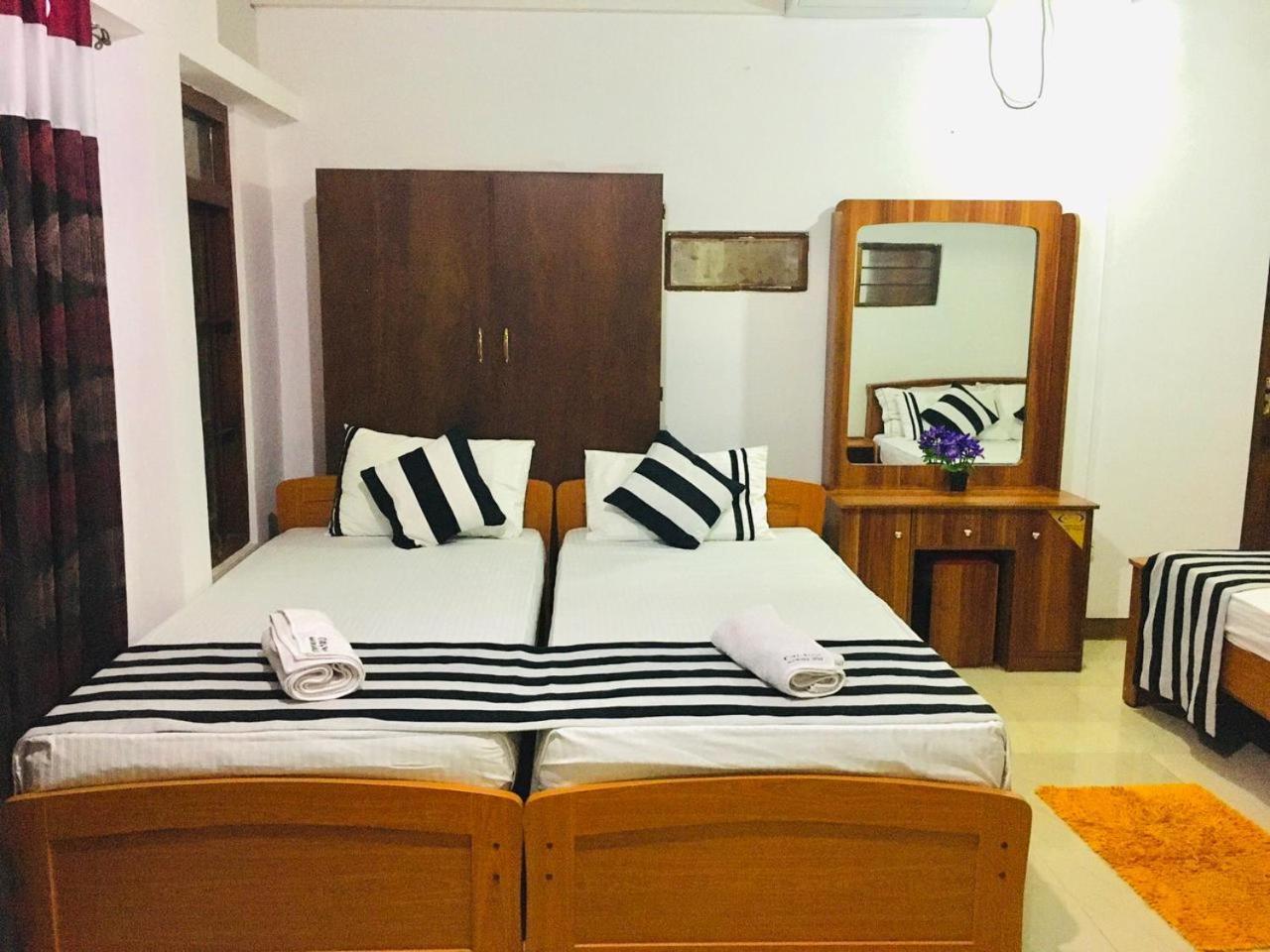 Aura City Hostel Anuradhapura Εξωτερικό φωτογραφία